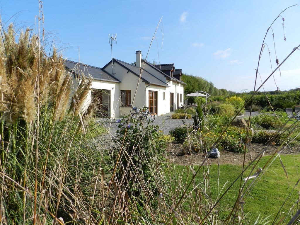 Gite La Grenouillere Esqueheries Bagian luar foto
