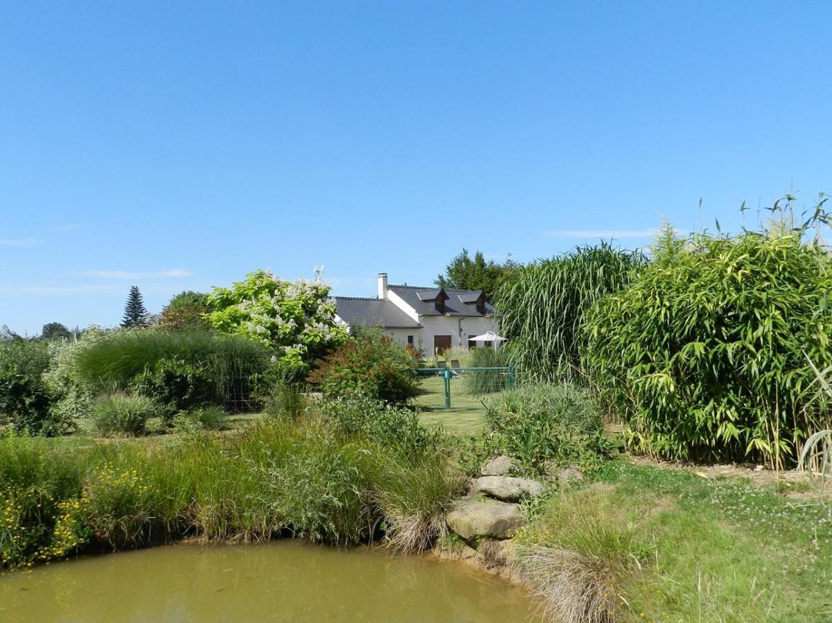 Gite La Grenouillere Esqueheries Bagian luar foto
