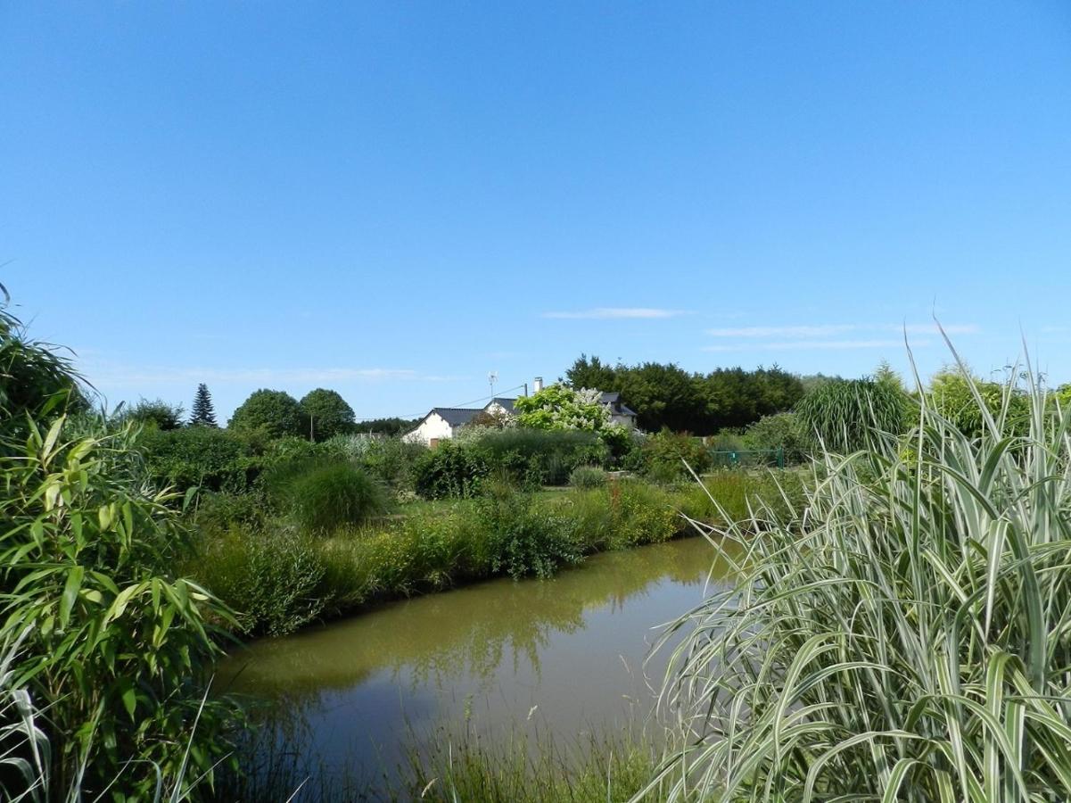 Gite La Grenouillere Esqueheries Bagian luar foto